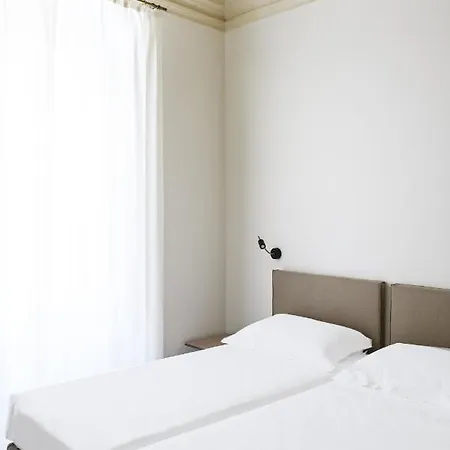 Dimora Fortebraccio Bed & Breakfast LʼAquila