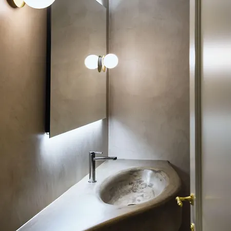 Bed & Breakfast Dimora Fortebraccio 4*