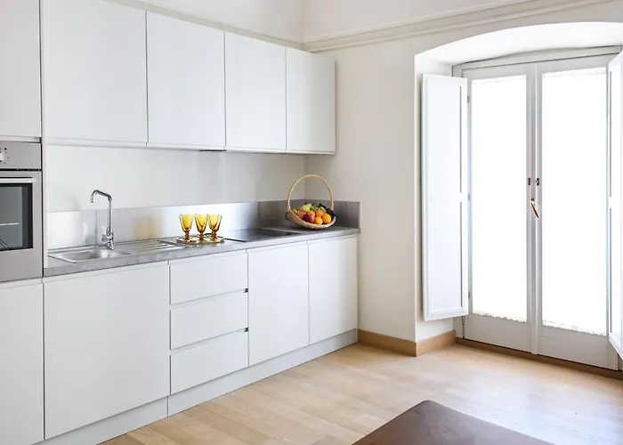 Dimora Fortebraccio Alojamento de Acomodação e Pequeno-almoço 4*