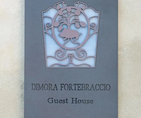 Dimora Fortebraccio 4*