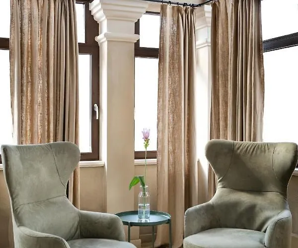 Couette-café Dimora Fortebraccio 4*