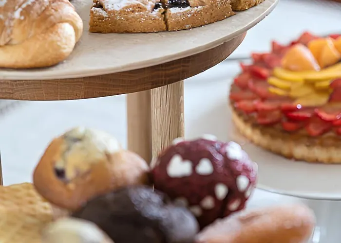 Alojamento de Acomodação e Pequeno-almoço Dimora Fortebraccio 4*