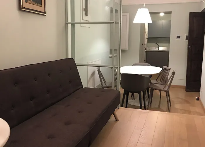 Couette-café Dimora Fortebraccio LʼAquila